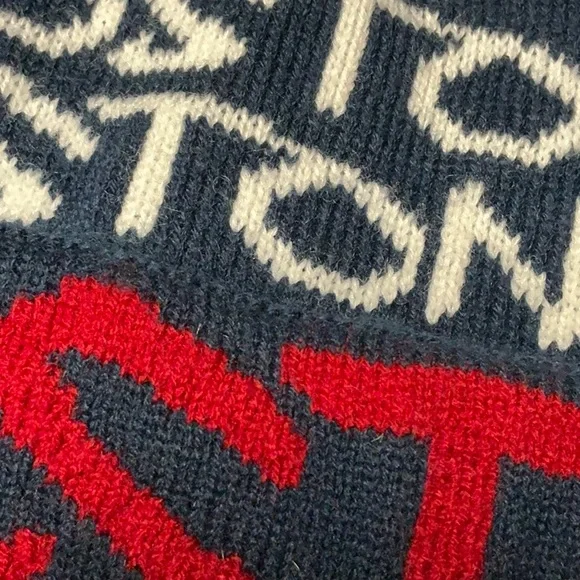 Robin Ruth BOSTON Red and Blue Knit Beanie - Picture 2 of 5